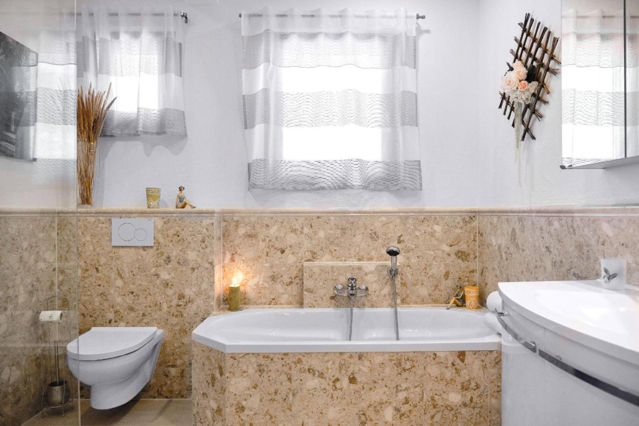 Ferienhaus Am Millibach Wehingen エクステリア 写真
